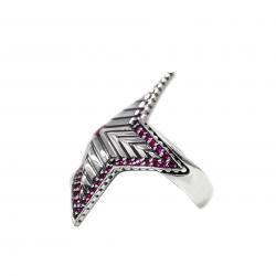SMALL DEPP STAR RING WITH NATURAL STONES - RUBY