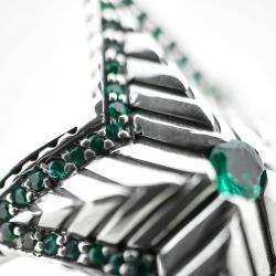 SMALLDEPP STAR RING WITH NATURAL STONES - EMERALD