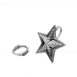SMALL DEPP STAR PENDANT WITH ARROW SPRING