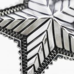 BIG DEPP STAR PENDANT WITH ARROW SPRING