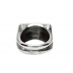 GQ EXCLUSIVE - LOVE YOU RING