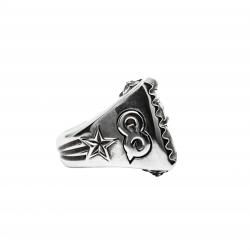 GQ EXCLUSIVE - LOVE YOU RING