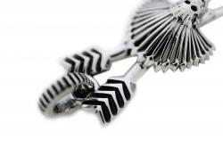 TINY CHIEF KILL HATER CROSSED ARROW PENDANT