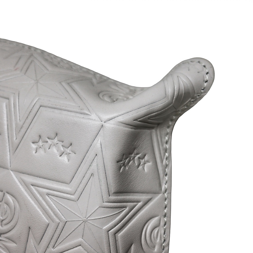 【GIFT WITH PURCHASE ONLINE】LEATHER PRINTED LOGO TRAY - WHITE