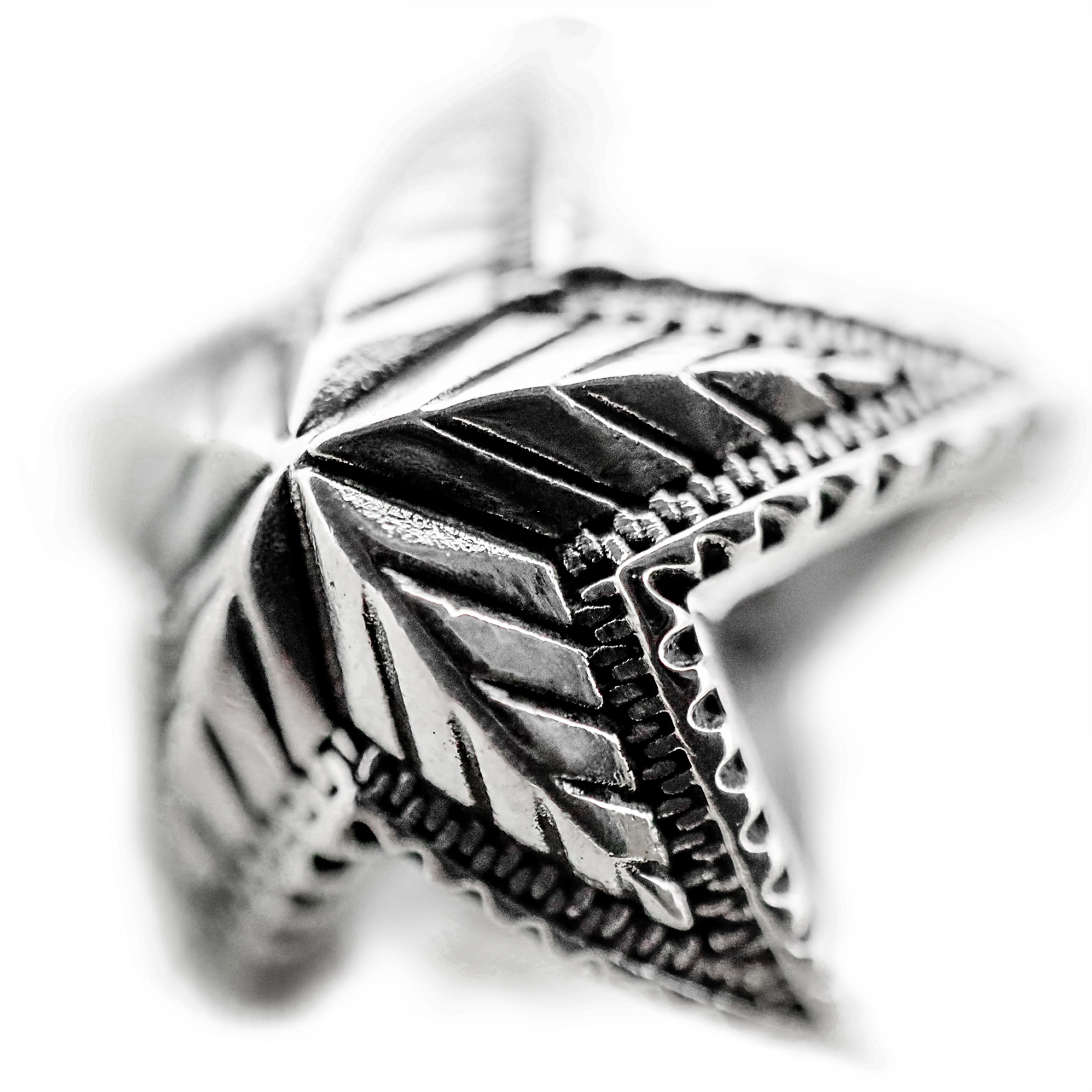 SMALL DOUBLE FACE DEPP STAR PENDANT