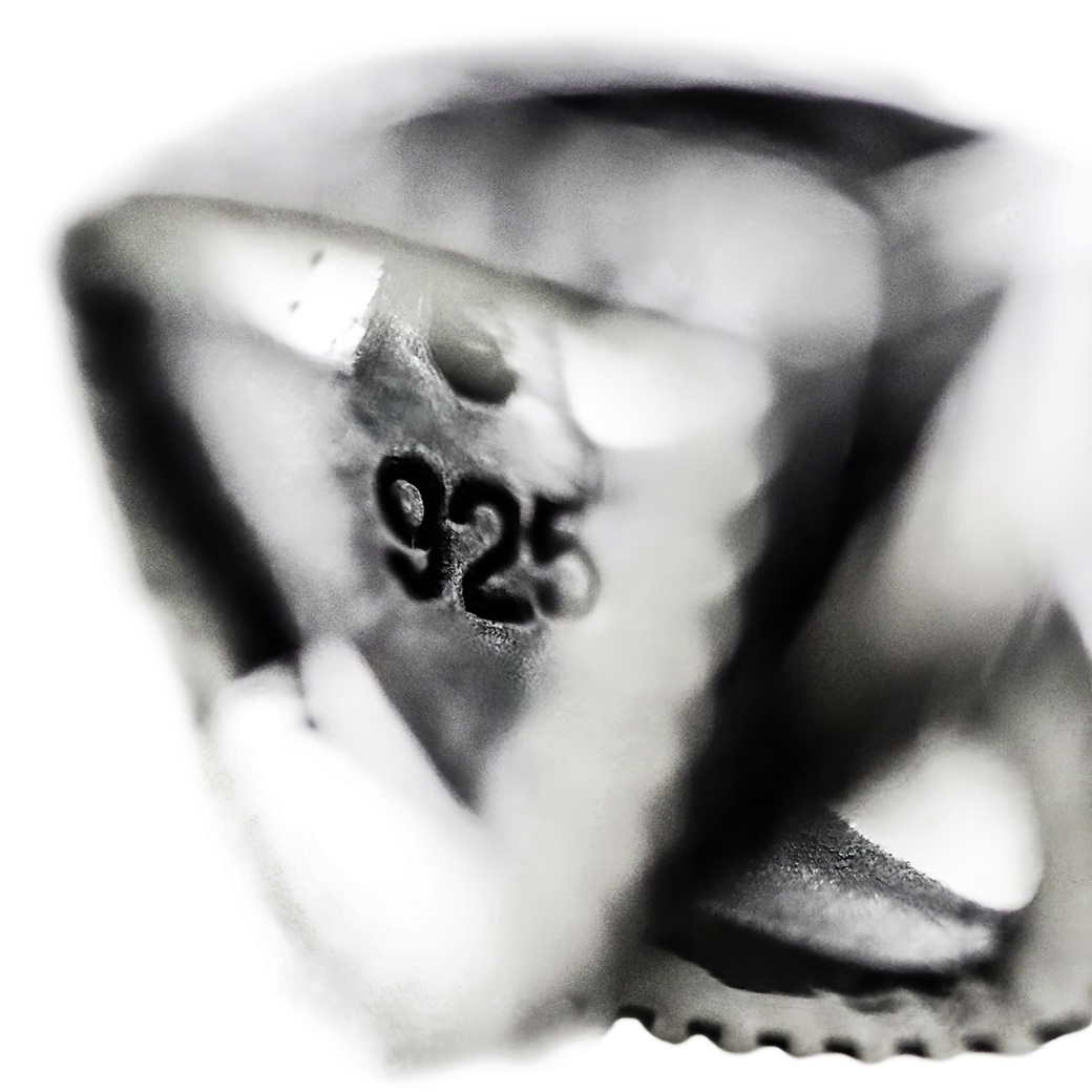 SMALL DOUBLE FACE DEPP STAR PENDANT